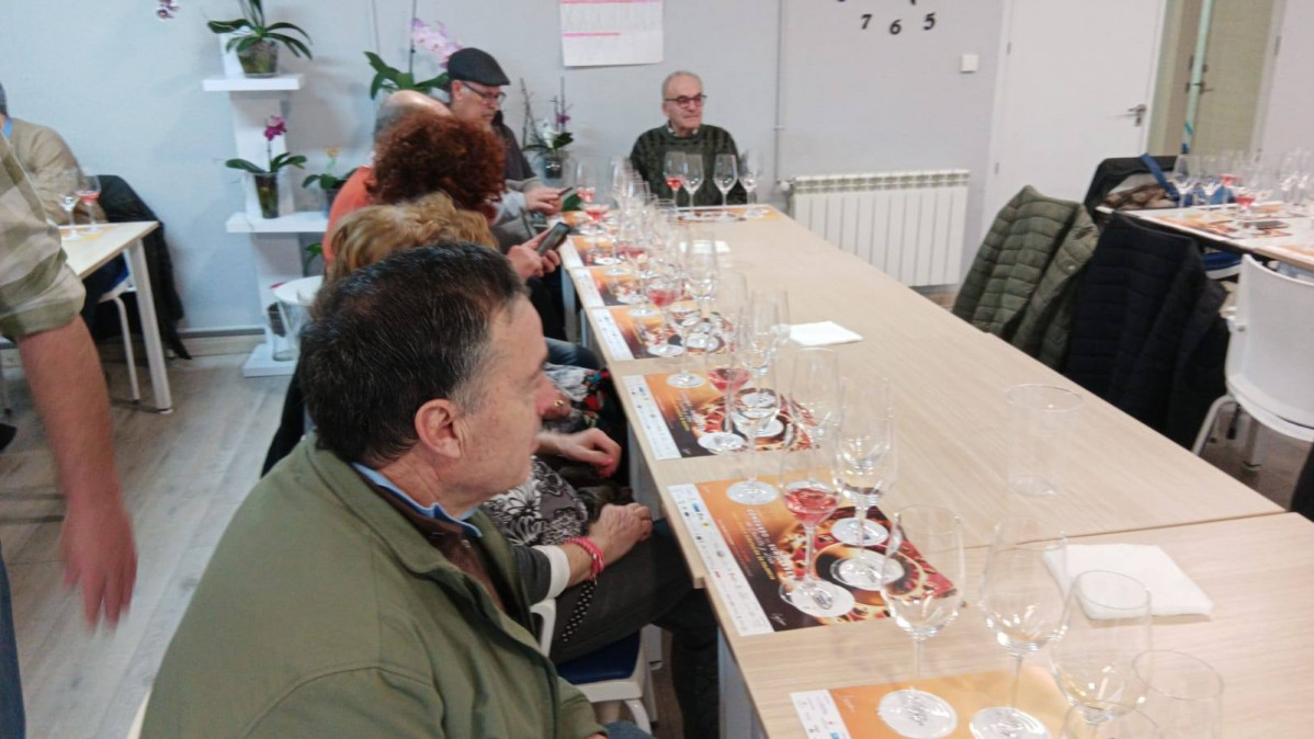 Cata de vinos velilla (2)