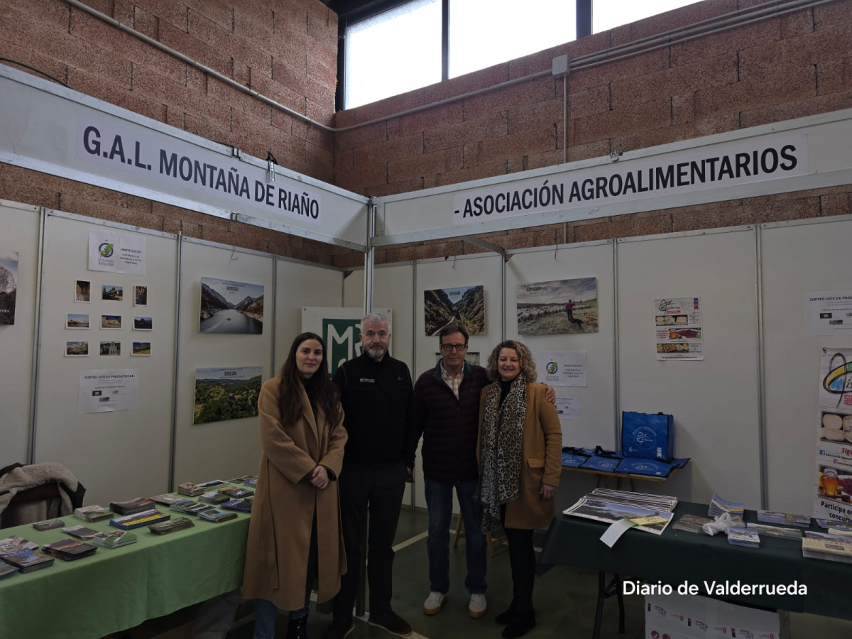Feria reinatur 2025 boca de huergano (11)