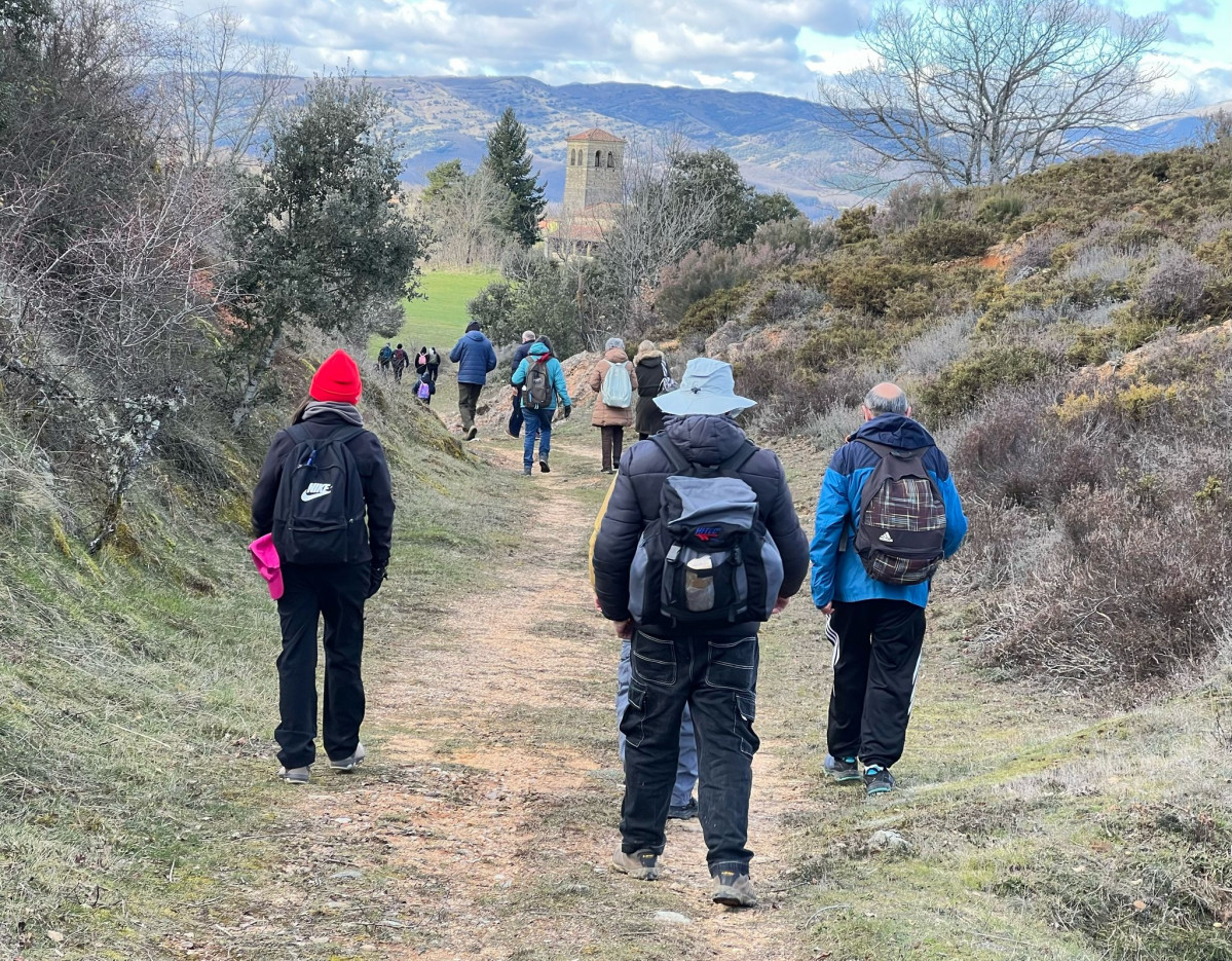 Ruta La Ercina Bou00f1ar camino olvidado (17)