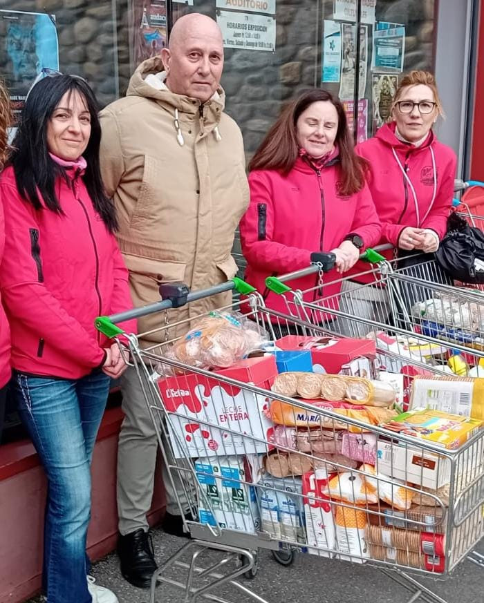 Parte de los alimentos entregados a Cu00e1ritas