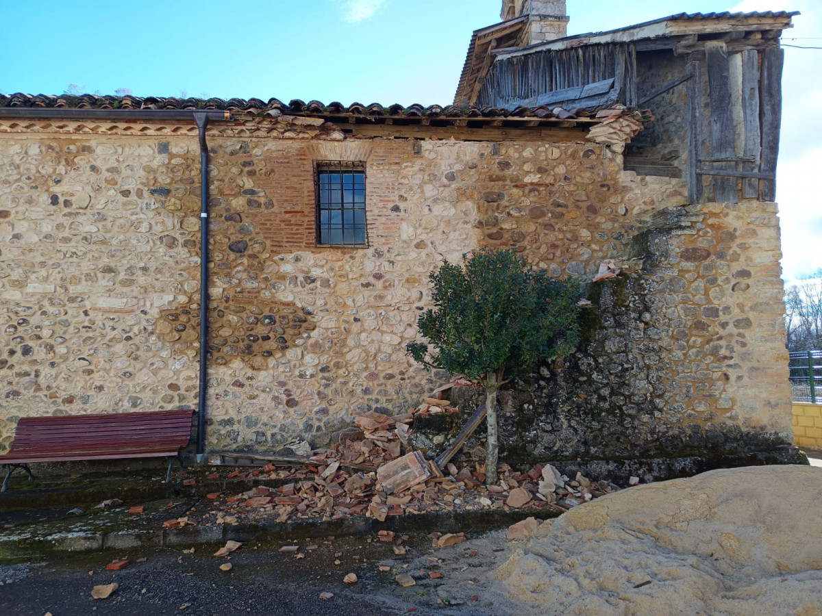 Derrumbe iglesia san bartolome de rueda maria jesus iglesias (2)