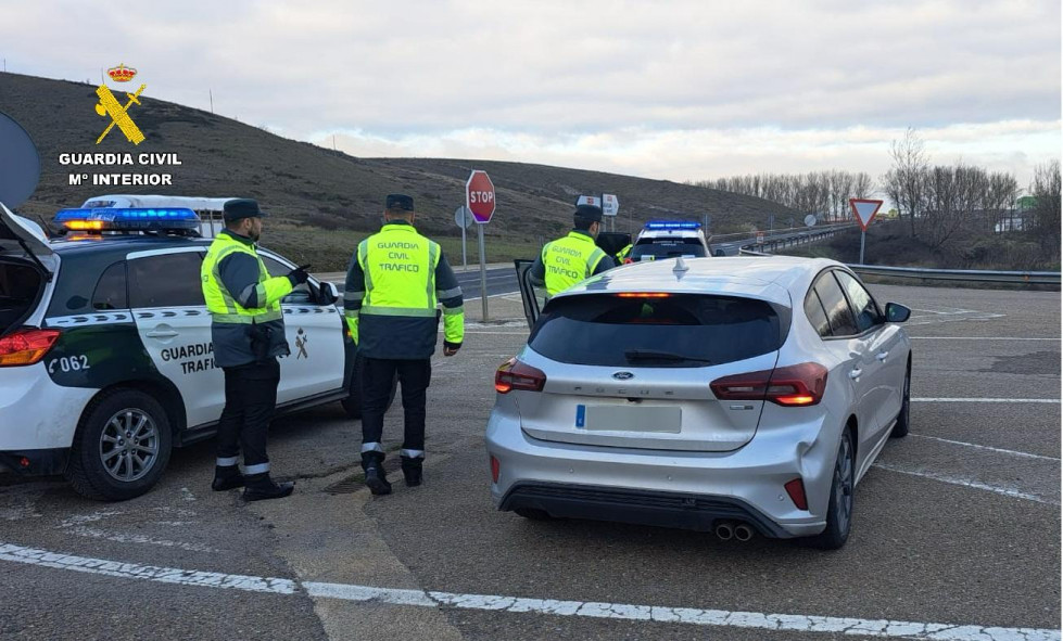 Control velocidad guardia civil montaña palentina