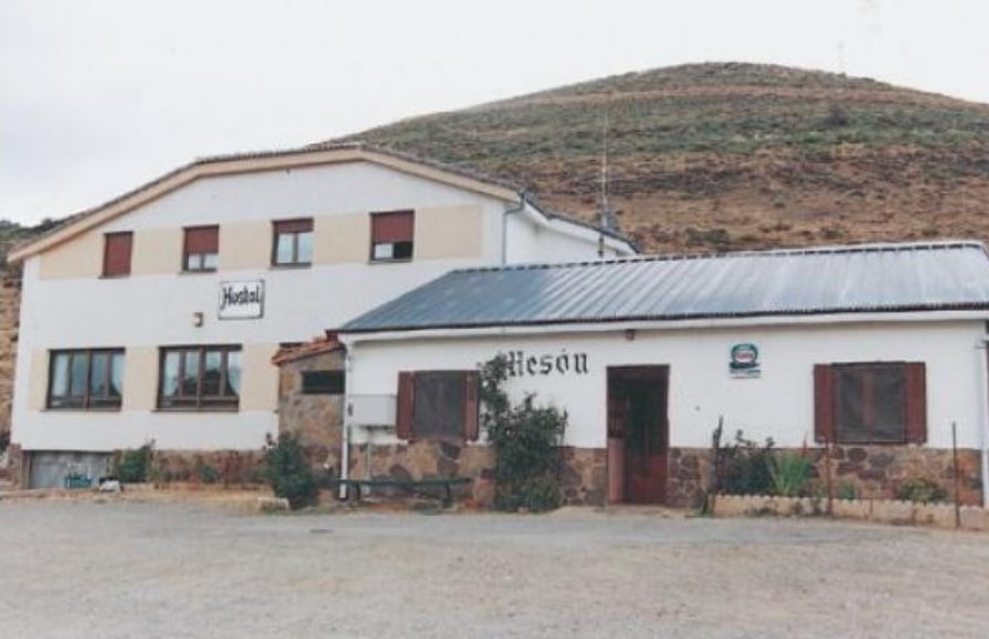 Hostal la collada de aralla