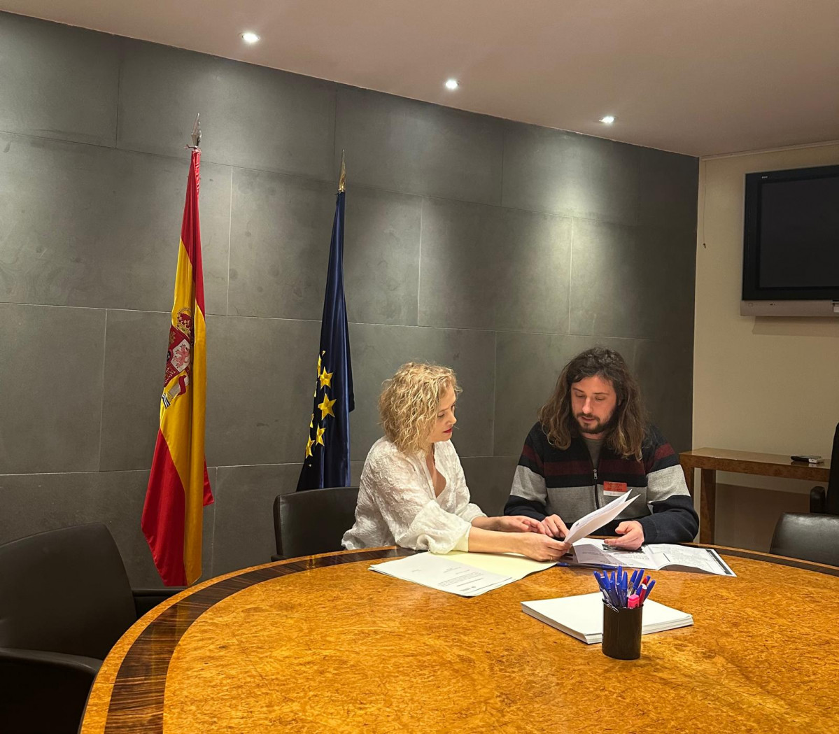 Silvia Franco con la Plataforma en Defensa del FEVE
