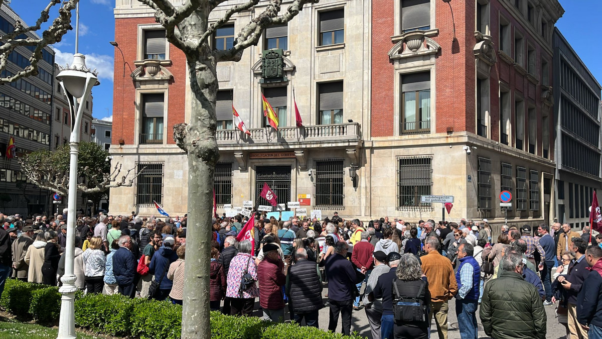Manifestacion feve leon 2025 21
