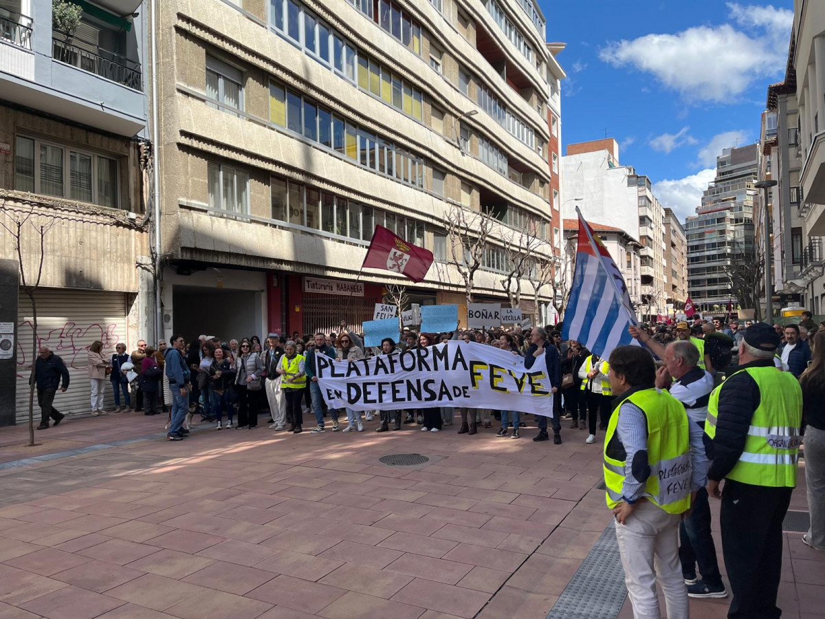 Manifestacion feve leon 2025 17