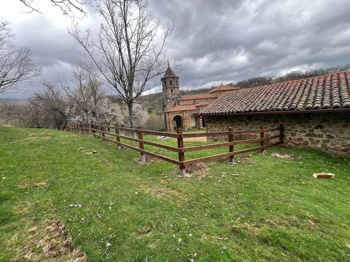 Cerramiento santuario virgen de la velilla (4)