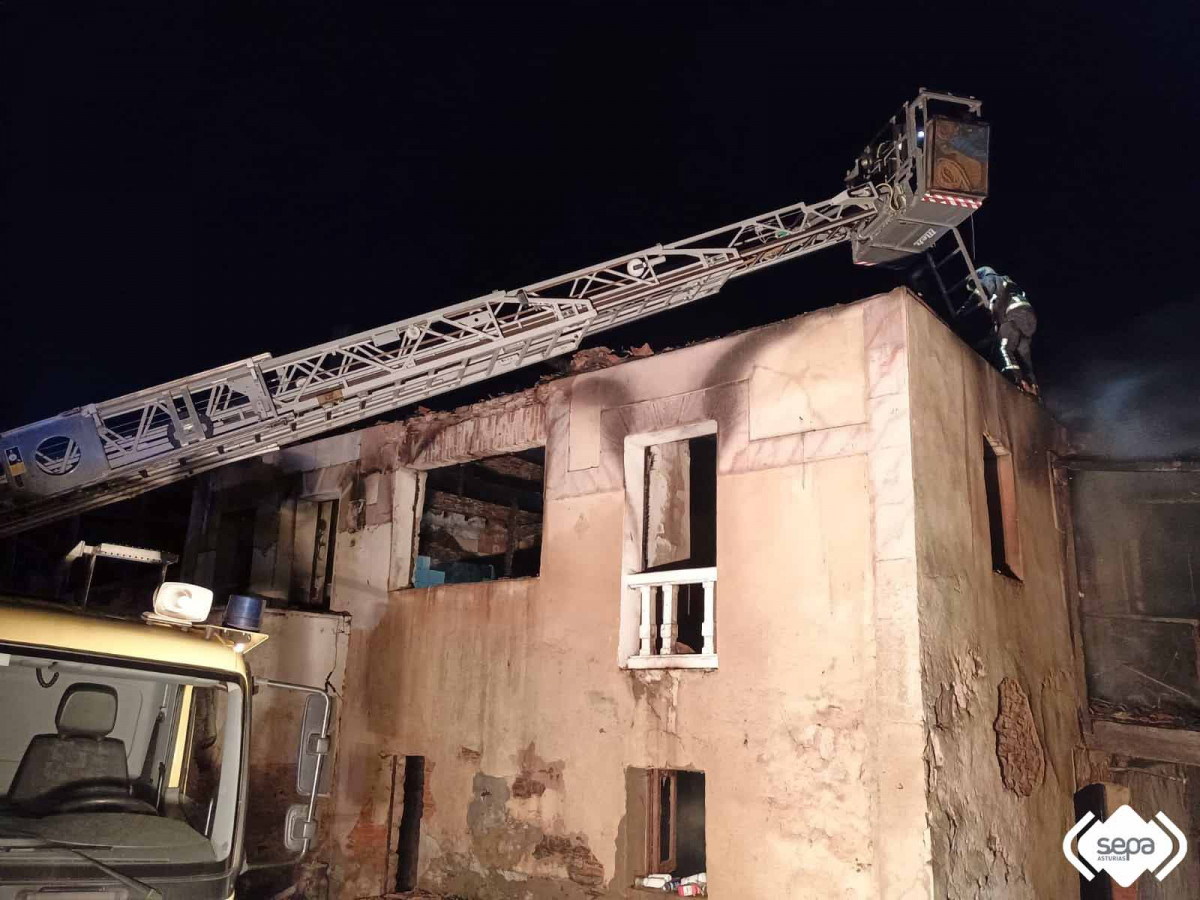 2025.04.19 incendio SALAS SEPA