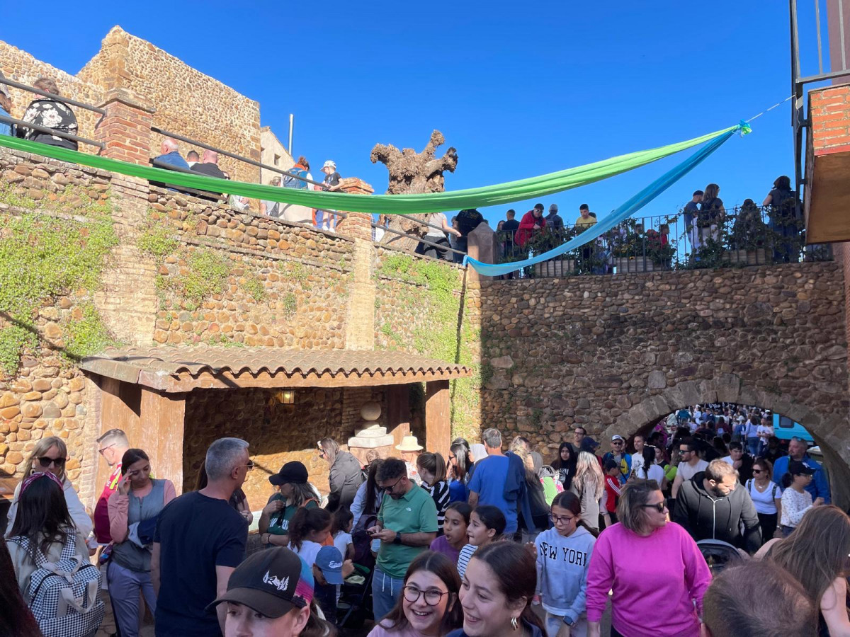 Feria de los cuentos almanza (3)