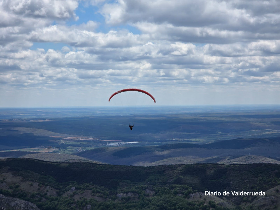 Vuelos parapente la camperona sabero