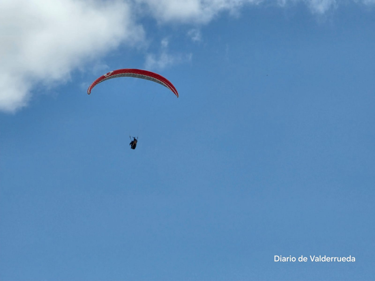 Vuelos parapente la camperona sabero (2)