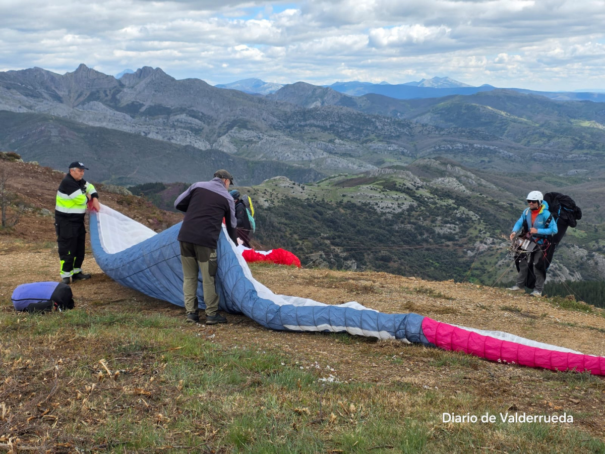 Vuelos parapente la camperona sabero (9)