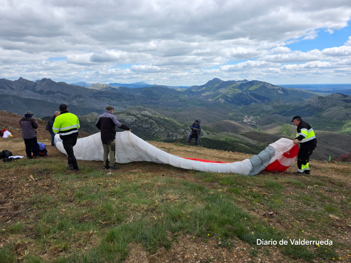 Vuelos parapente la camperona sabero (7)