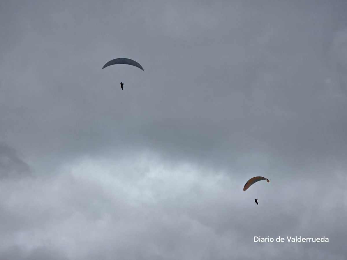 Vuelos parapente la camperona sabero (4)