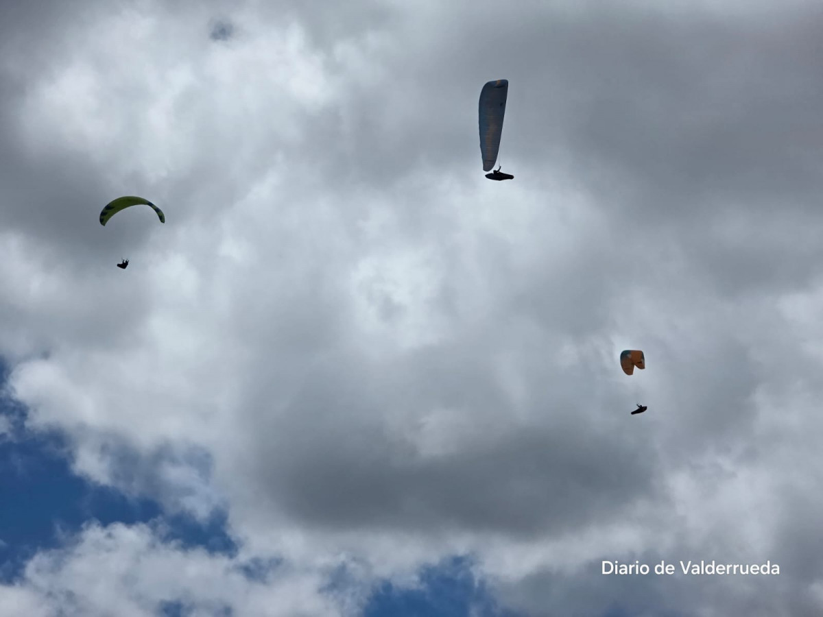 Vuelos parapente la camperona sabero (5)