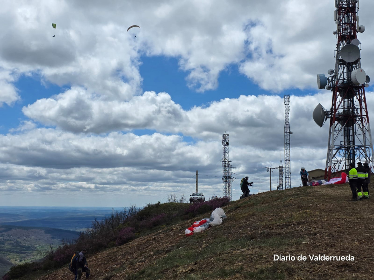 Vuelos parapente la camperona sabero (6)