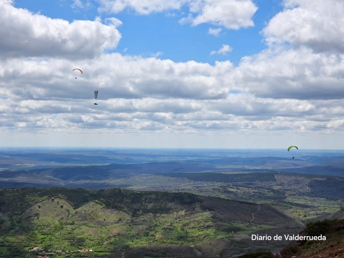 Vuelos parapente la camperona sabero (10)