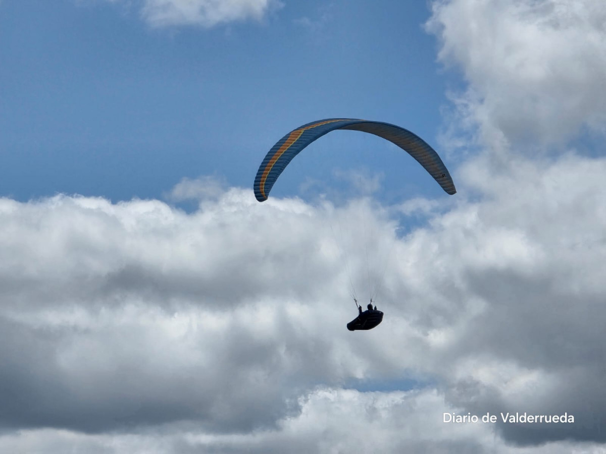Vuelos parapente la camperona sabero (16)