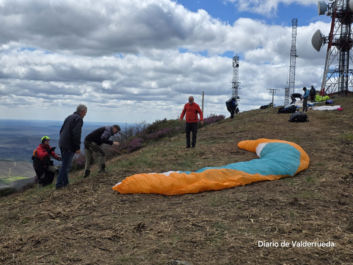 Vuelos parapente la camperona sabero (2)