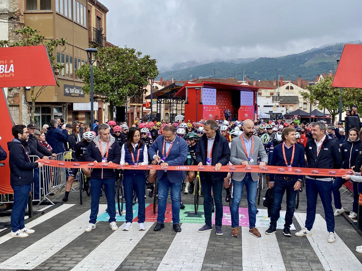 La vuelta femenina la robla (3)