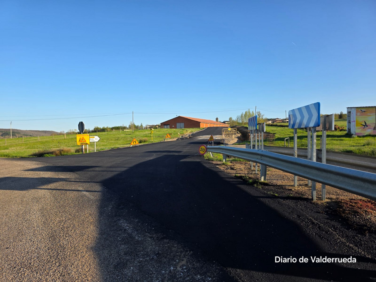 Obras asfaltado carretera el valle de las casas (13)