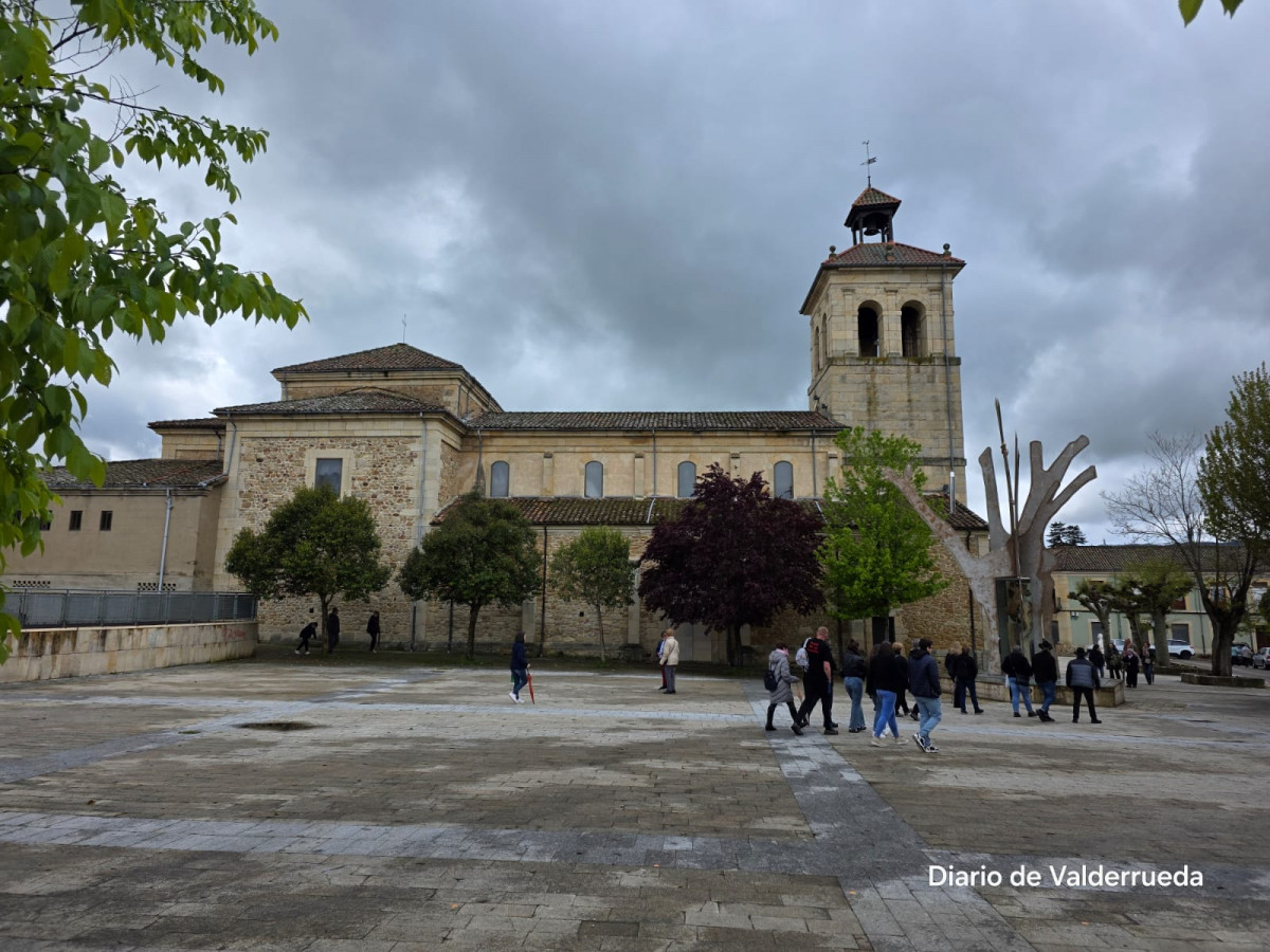Plaza del negrillon boñar