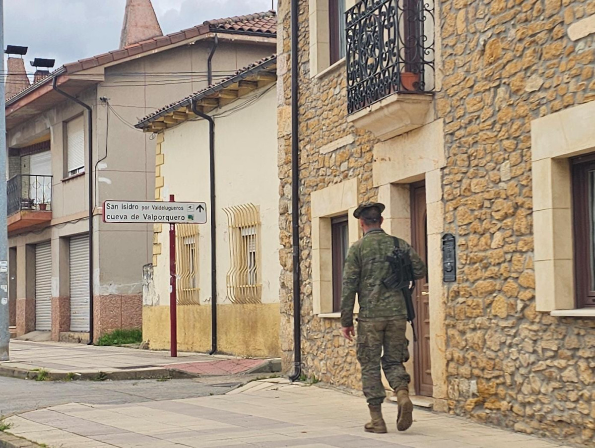 Maniobras militares olleros de sabero (1)