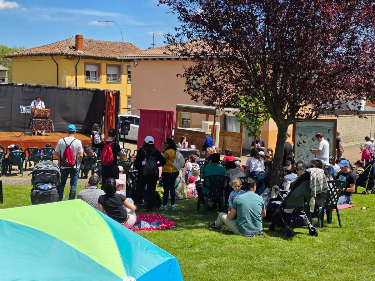 Feria de los Cuentos Almanza 2025 DDV 18