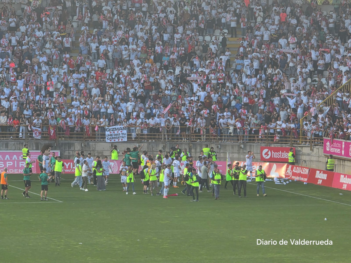 Celebracion ascenso cultural leonesa (2)