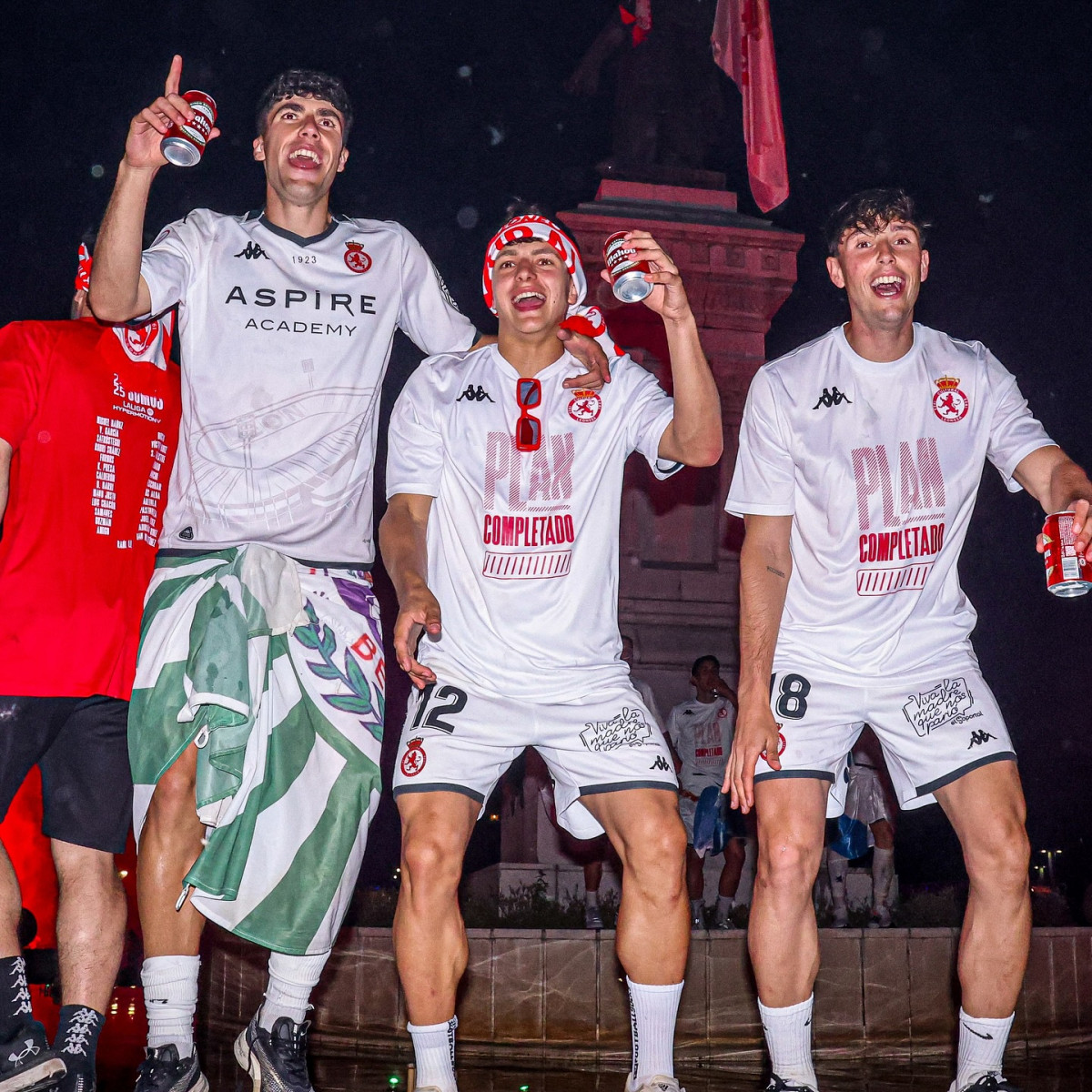 Celebracion ascenso cultural cydleonesa (1)