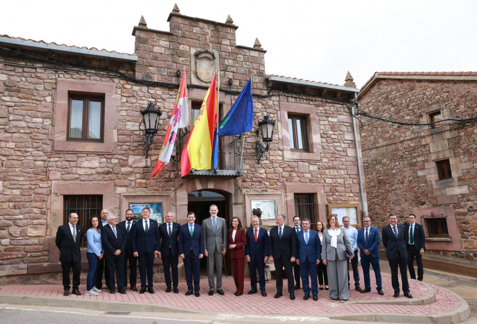 Visita reyes de españa 1.200 aniversario fuero de brañosera (2)