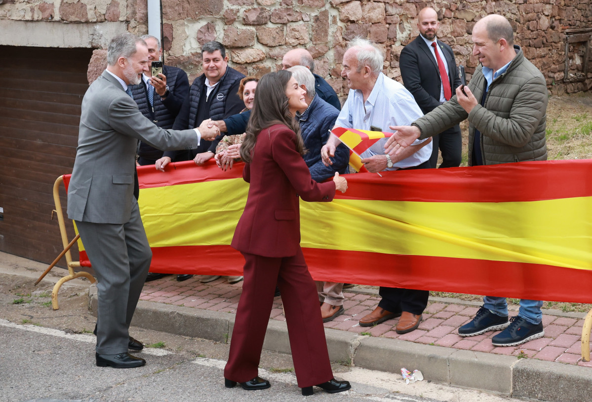 Visita reyes de espau00f1a 1.200 aniversario fuero de brau00f1osera (4)