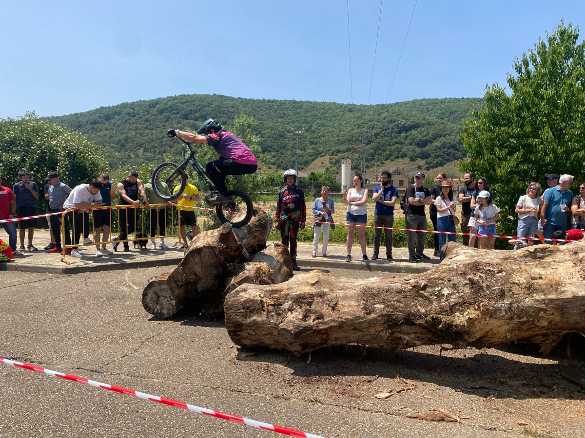 Concentracion de motos miuras 2025 cistierna (1)