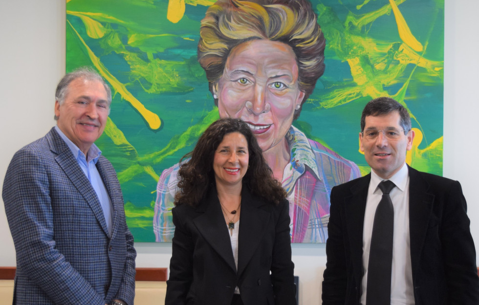 250616 Juan Miguel Martínez Gabaldón, Lourdes Gullón y Paco Hevia
