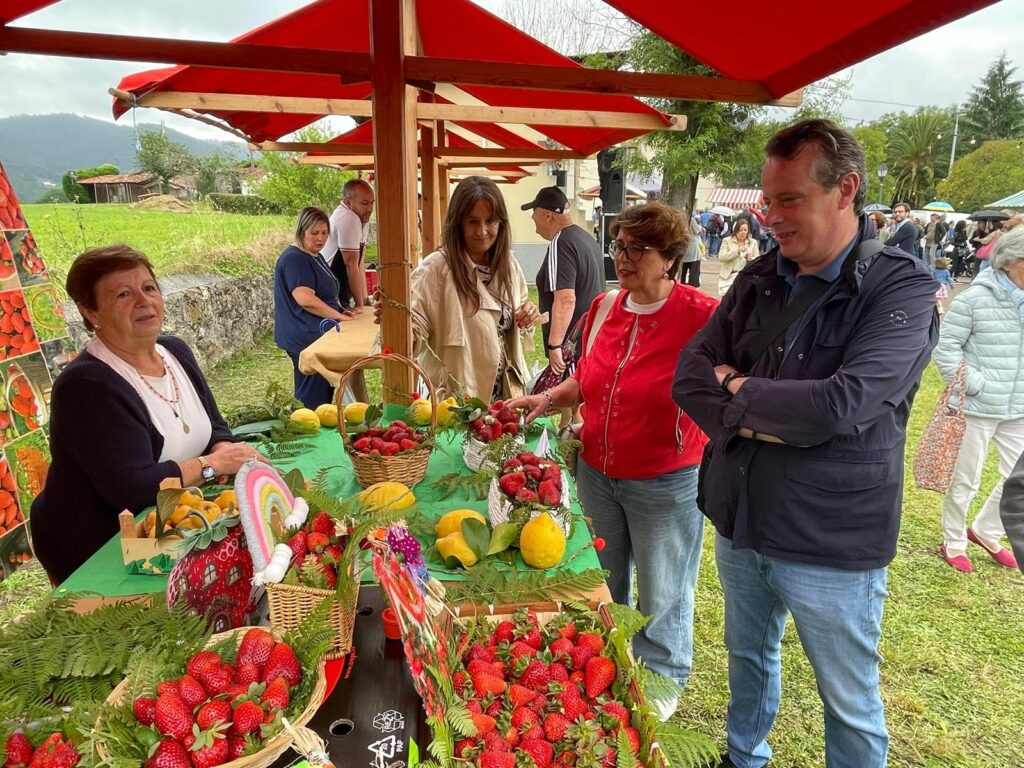 Festival de la fresa de candamo la voz del trubia