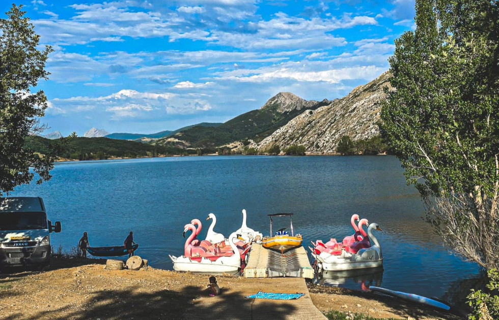 Hidropedales embalse del porma pormaventura
