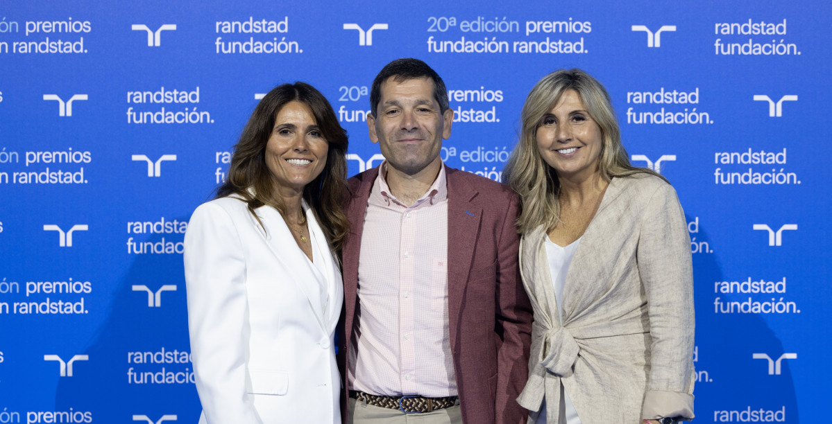250707 Convenio con Randstad (1)