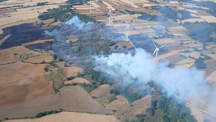 Incendio san pedro valderaduey julio25 JCYL 1