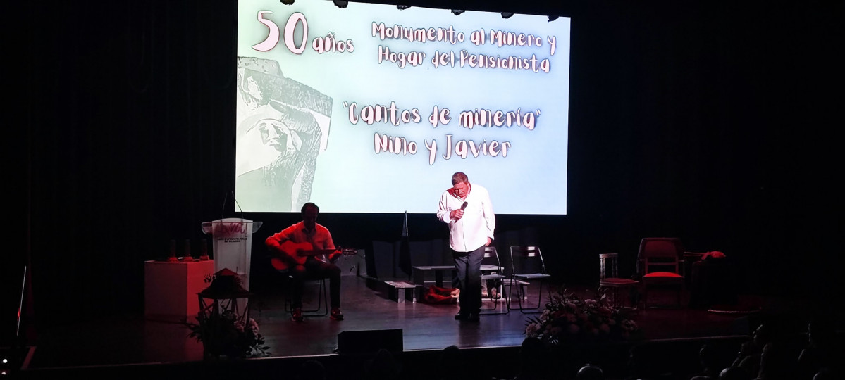 50 aniversario monumento al minero guardo (10)