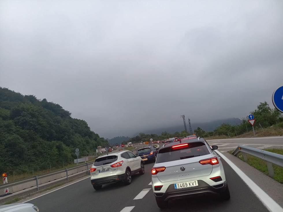 Retenciones autopista leon asturias AP 66 (2)