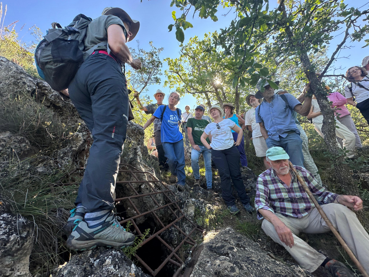 ENCUENTROS CON LA ARQUEOLOGu00cdA CUEVA DE LA TRULLA 2