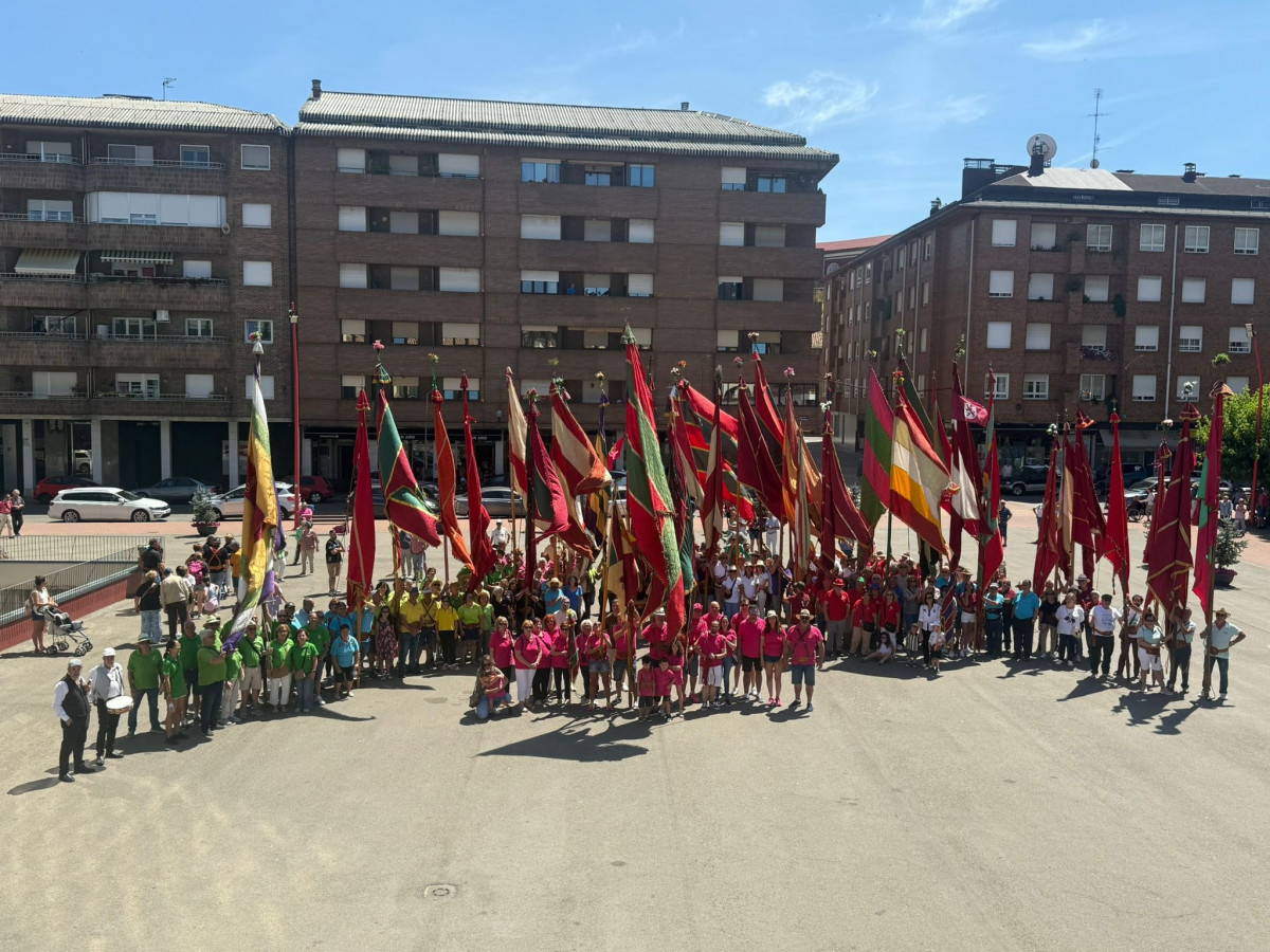 Concentracion de pendones guardo 2025