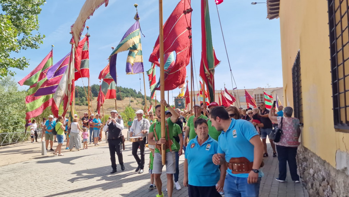 Concentracion de pendones guardo 2025 (34)