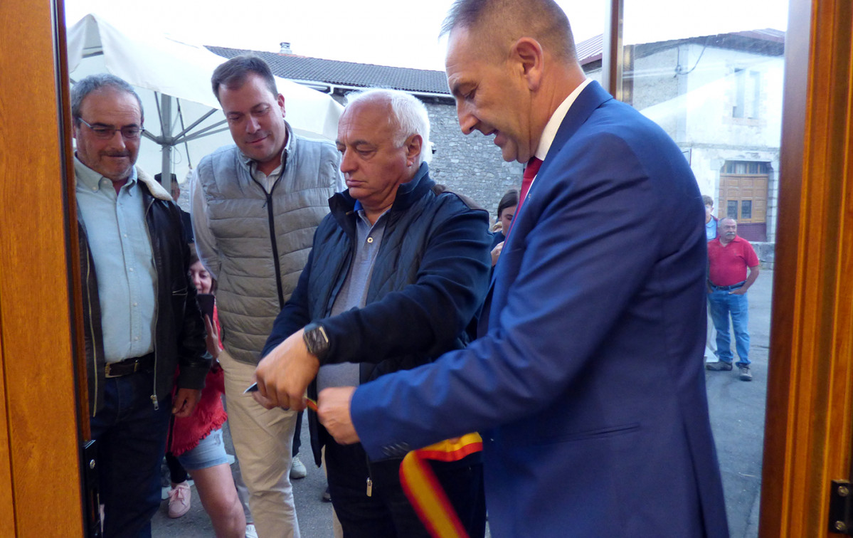 Inauguracion centro social de la uu00f1a enrique martinez perez (7)
