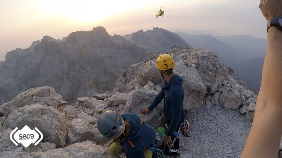 Rescate escaladores urriellu sepa