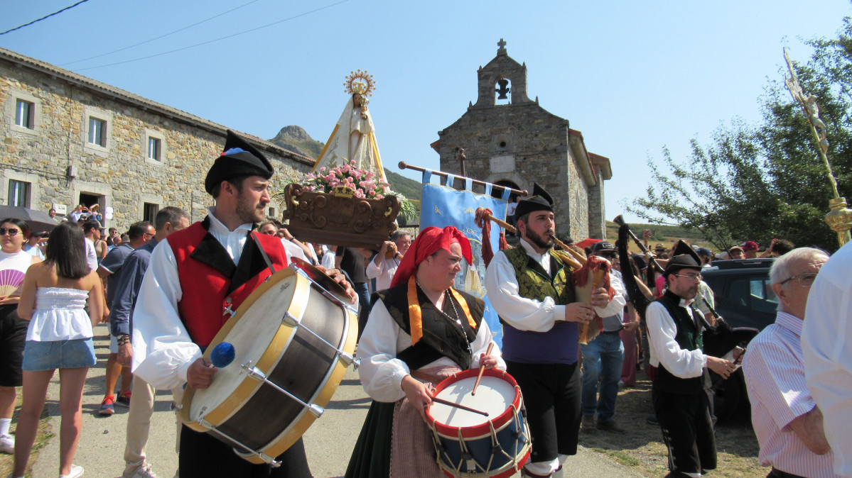Romeria de riosol marau00f1a enrique martinez perez (24)