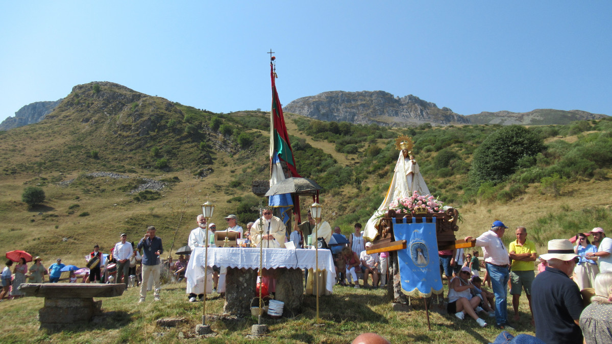 Romeria de riosol marau00f1a enrique martinez perez (52)