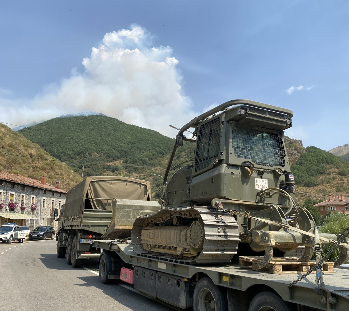 Ejercito de tierra incendio barniedo 2025 emilio viu00f1uela