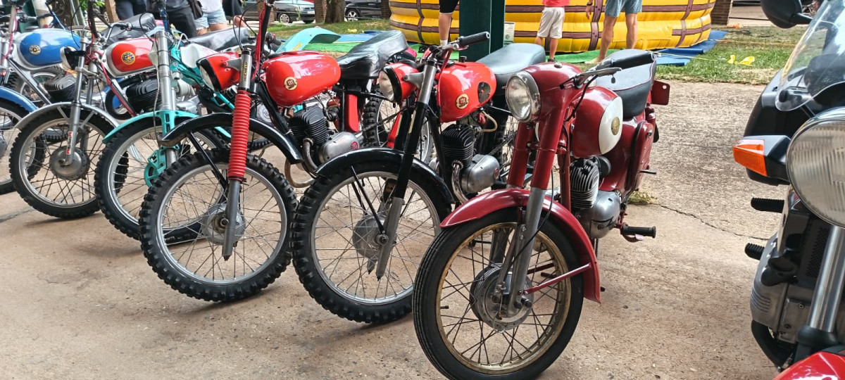 05dd1dc5 0be1 4a53 87bf ec2540be3877